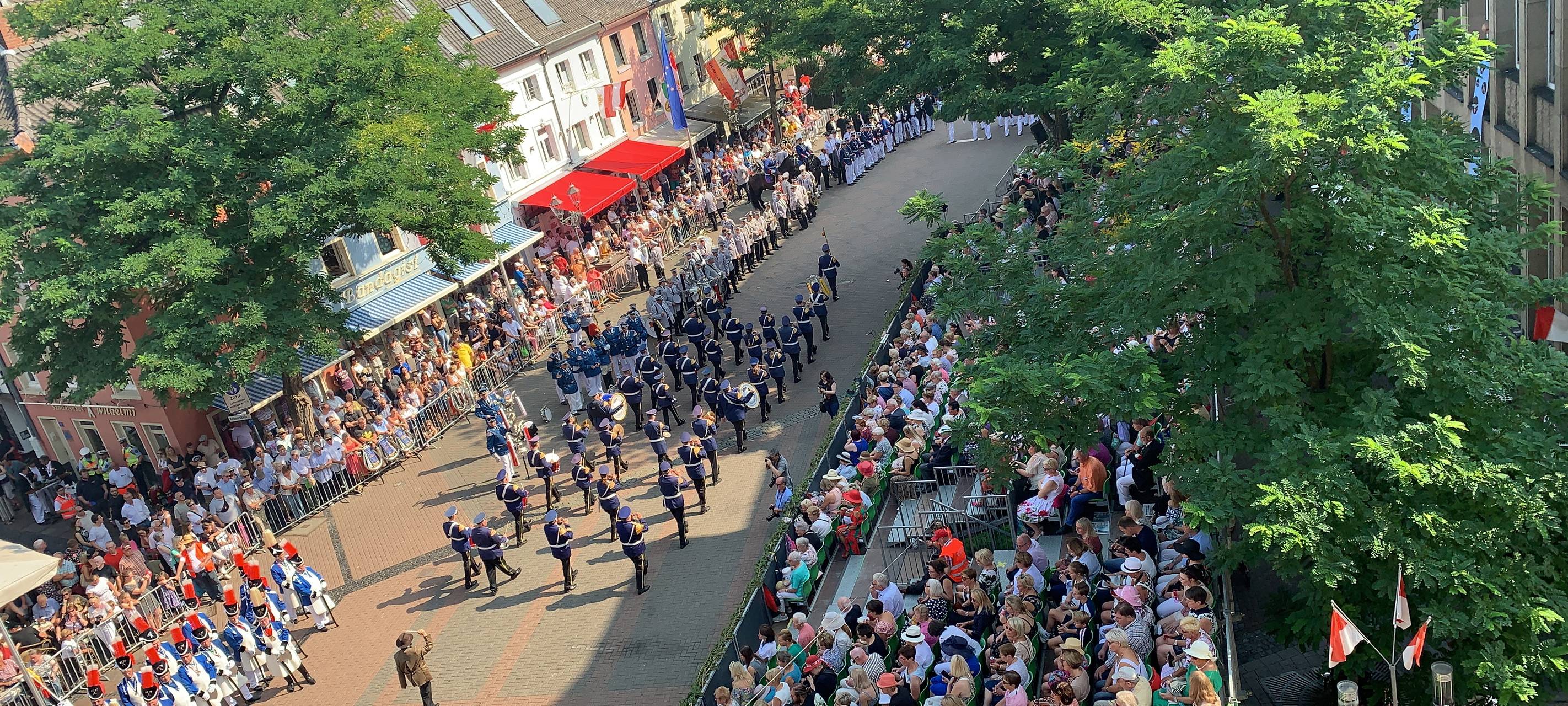 Neusser Schützenfest Parade