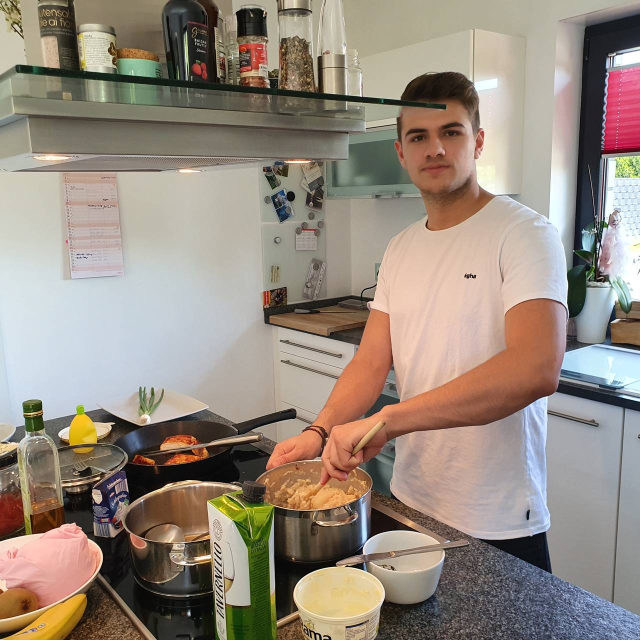 Luca Urbschat in seiner Küche