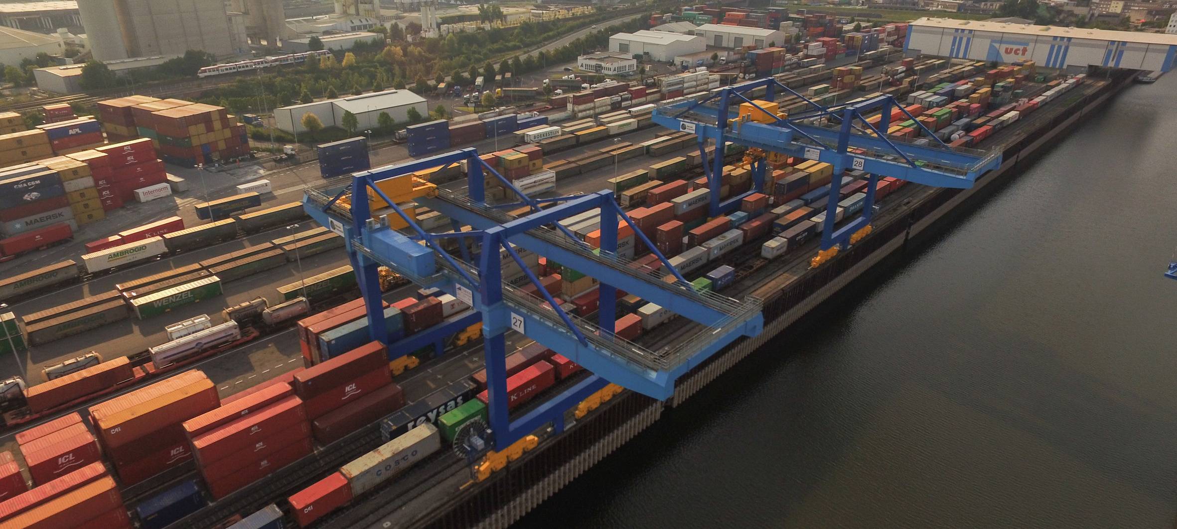 Güterumschlag im Neusser Hafen hat sich leicht verbessert