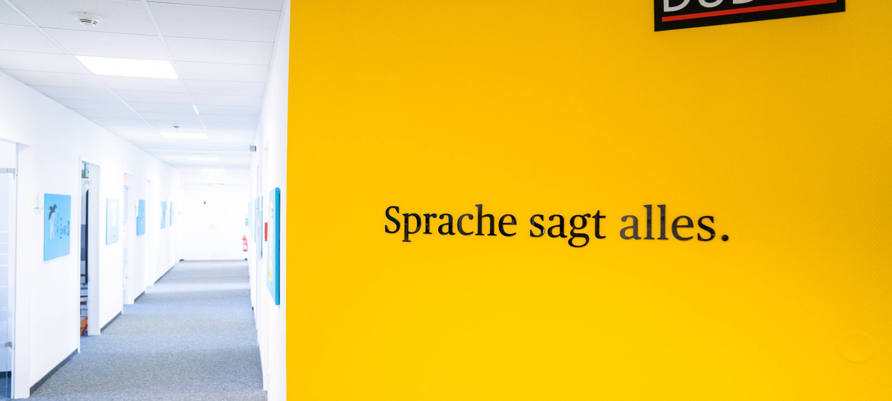 "Nice": Neuer Duden ist da, aber nicht mehr "mannbar"