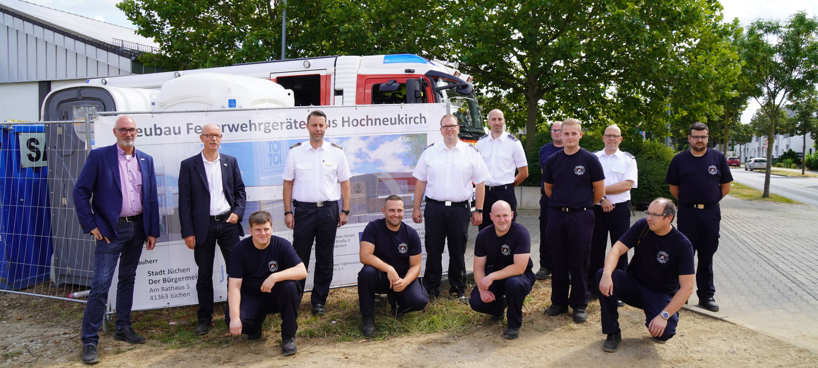 Spatenstich für neues Feuerwehrhaus in Jüchen-Hochneukirch