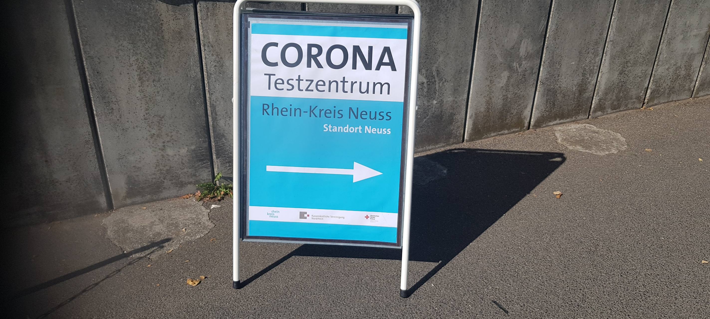 Testzentrum Neuss: PCR-Tests nur noch ohne Symptome möglich