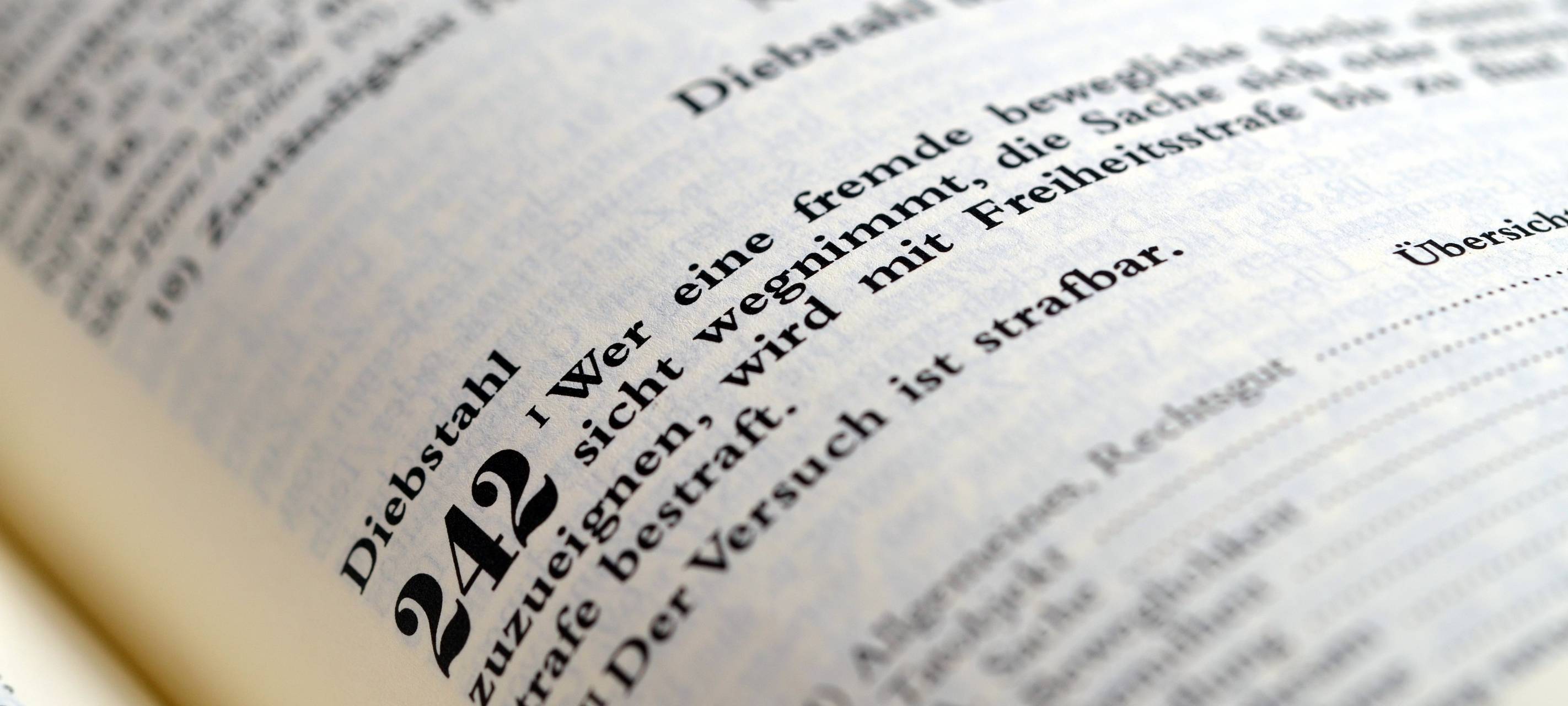 Körperverletzung: Männer aus Kaarst und Neuss vor Gericht