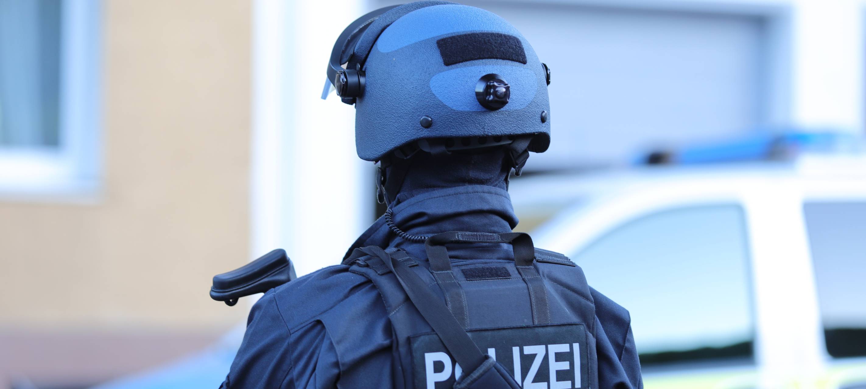 Großer Polizeieinsatz in Meerbusch-Büderich