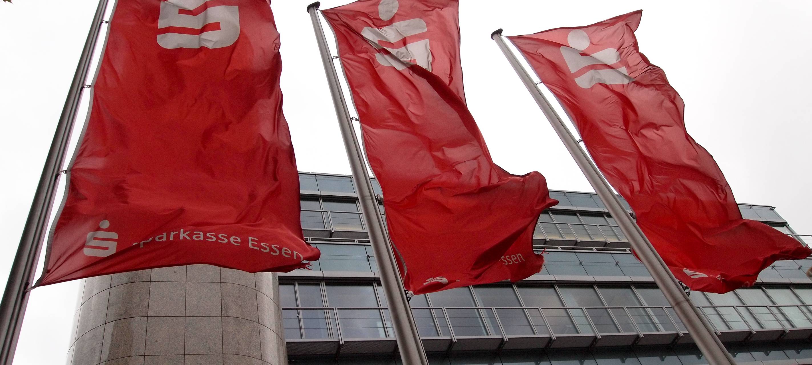 Sparkasse Neuss zieht positive Bilanz