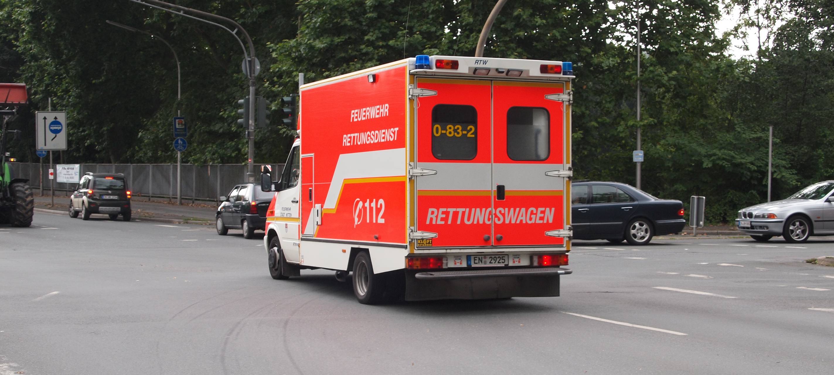 Johanniter Unfall-Hilfe spendet Krankenwagen in die Ukraine