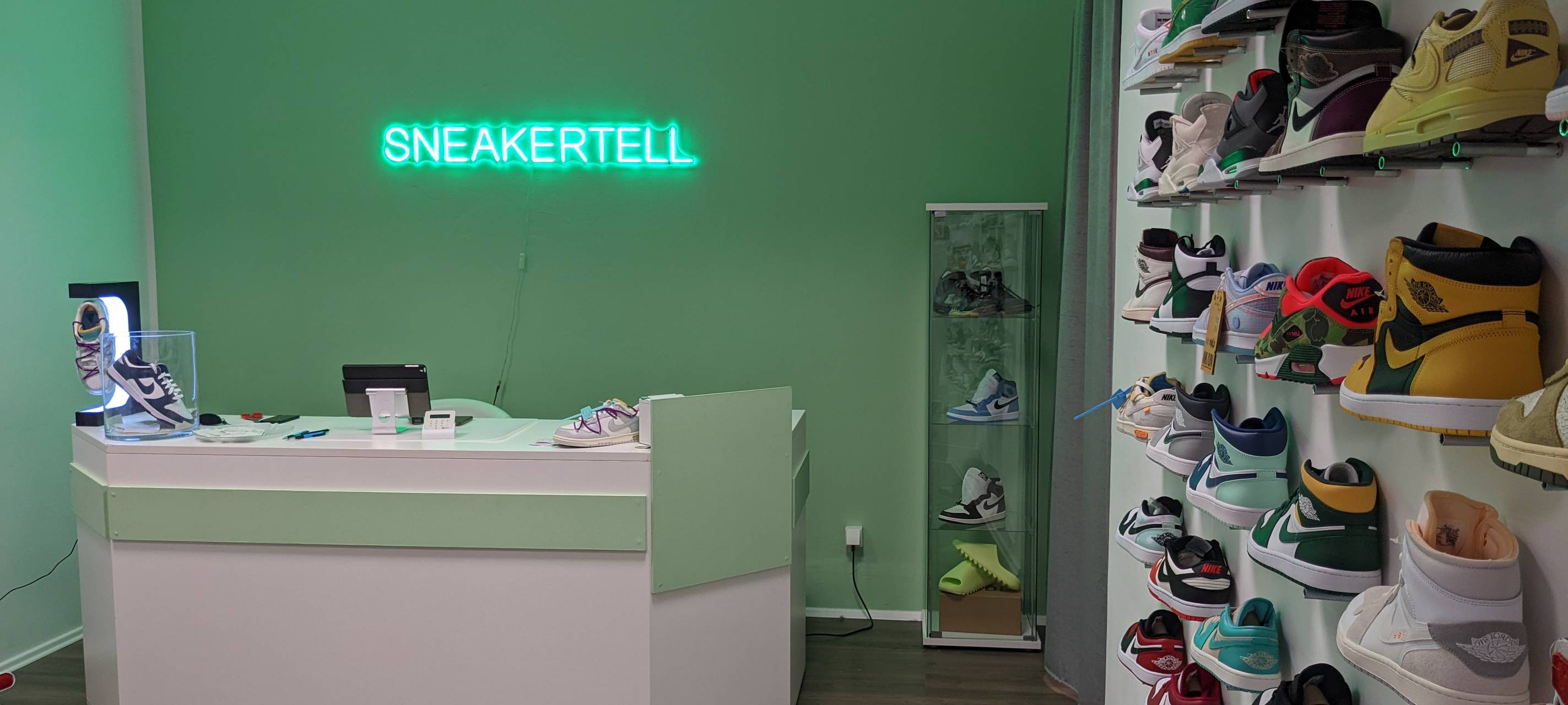 Shop für limitierte Sneaker in Grevenbroich
