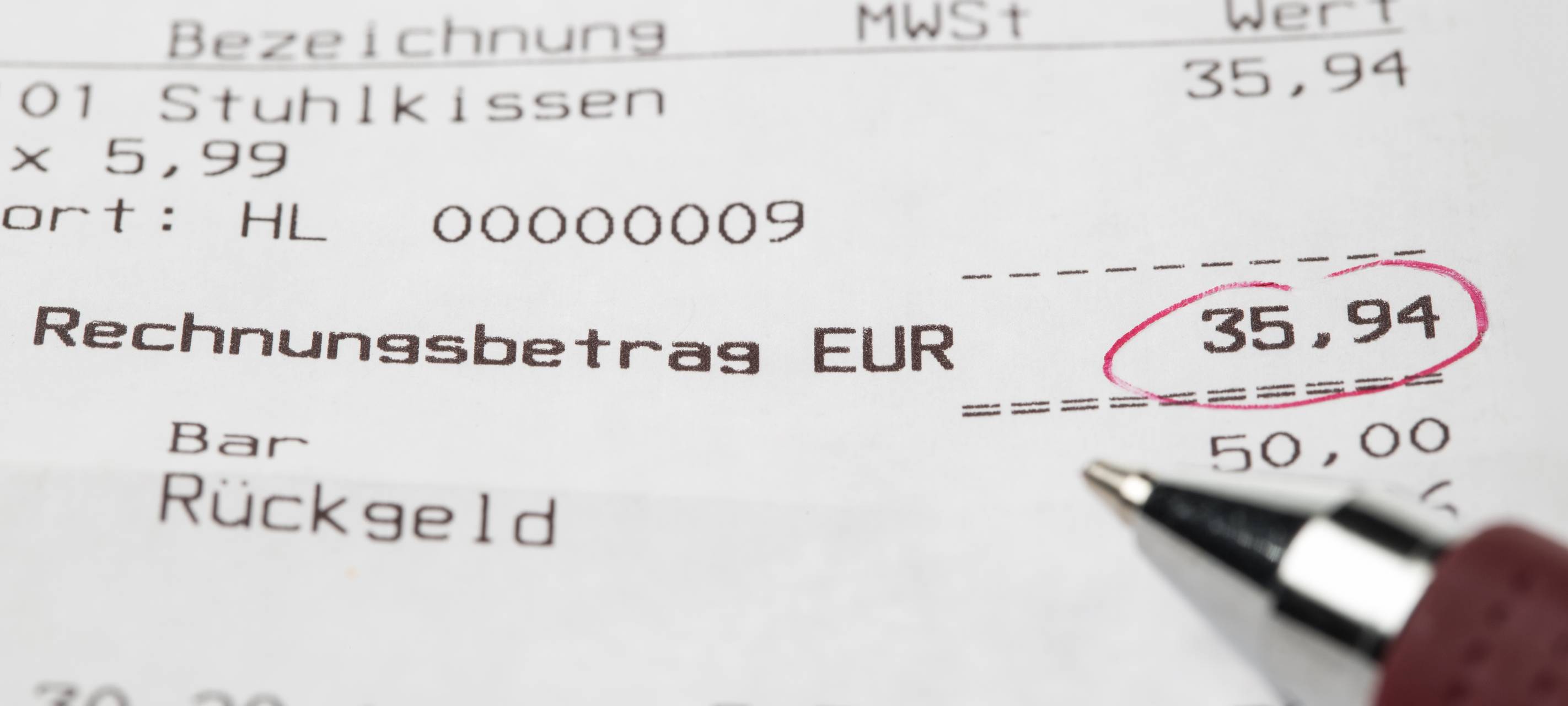 Mehrwertsteuer: Verbraucherzentrale mahnt zur Vorsicht