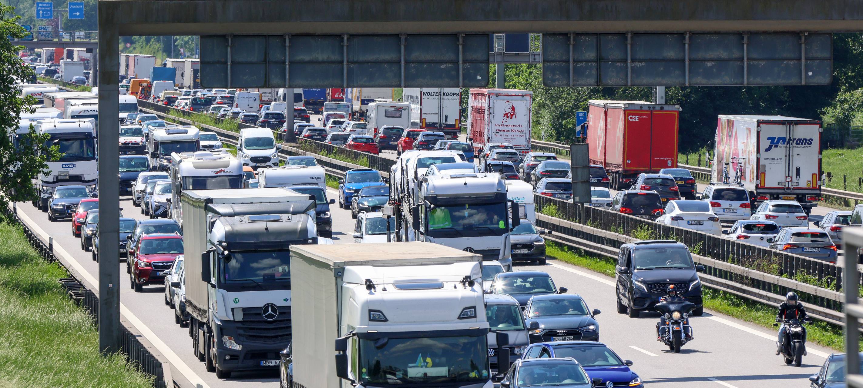 Staus und Sperrungen während der Sommerferien