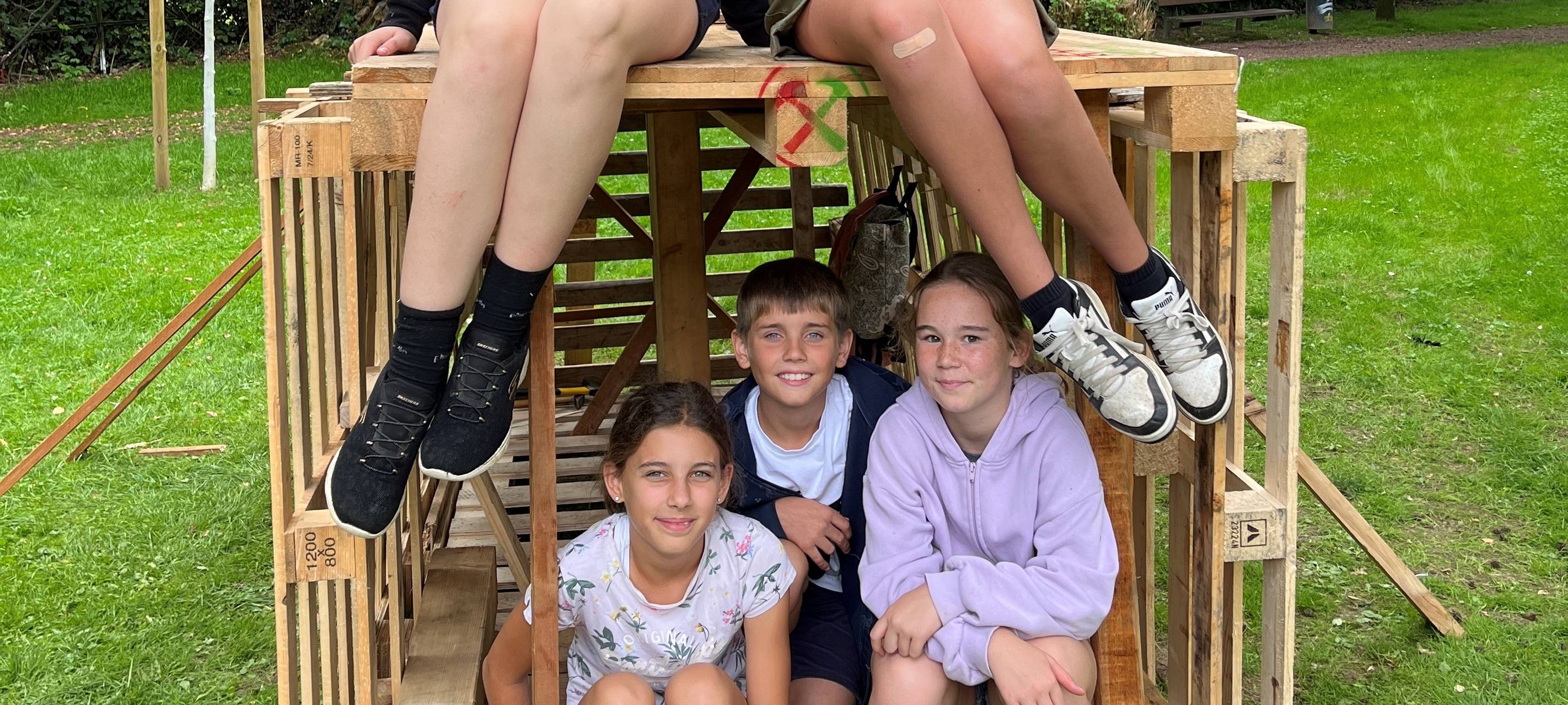 Ferienaktion: Bauspielplatz in Jüchen-Hochneukirch