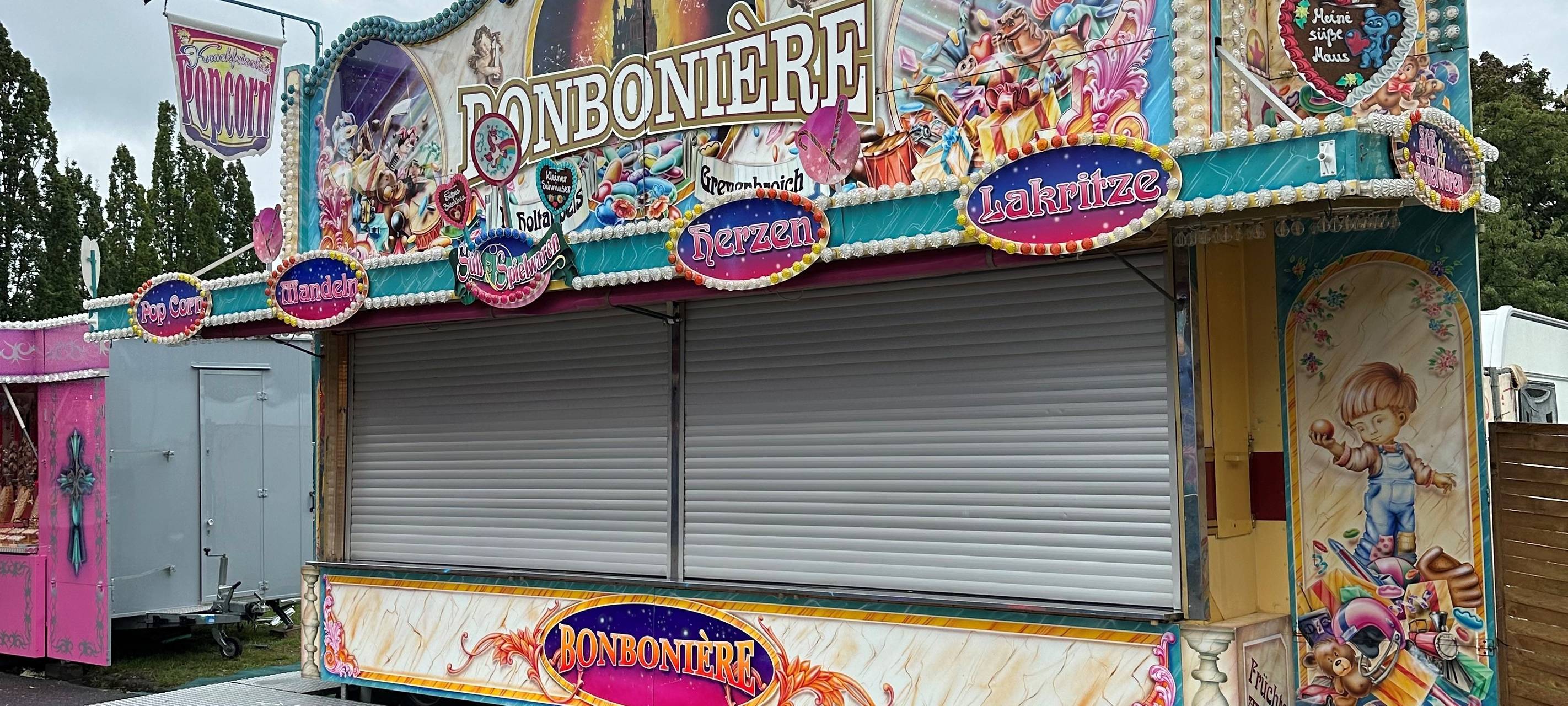 Grevenbroicher Lebkuchenstand darf in Krefeld wieder öffnen