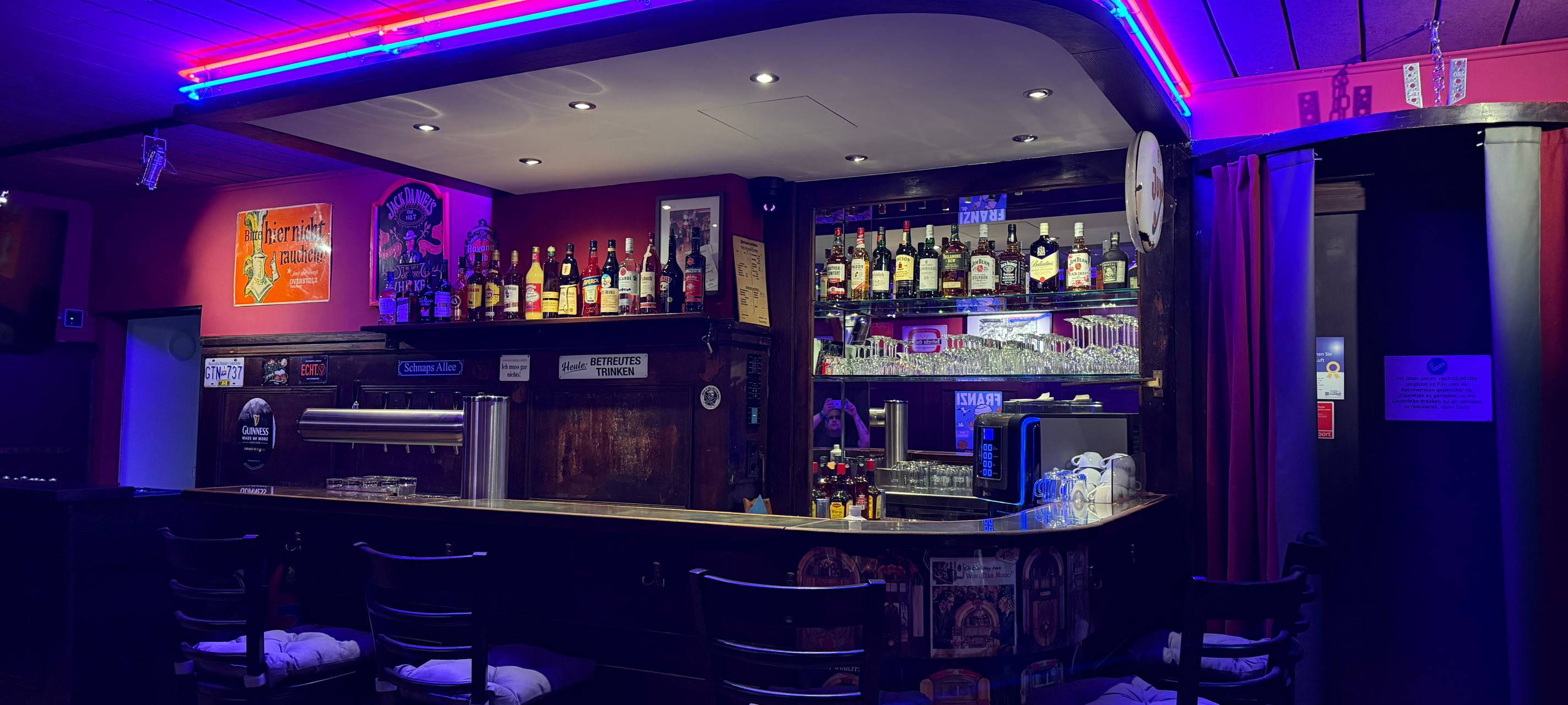 Der Neusser Hamtorkrug macht wieder auf