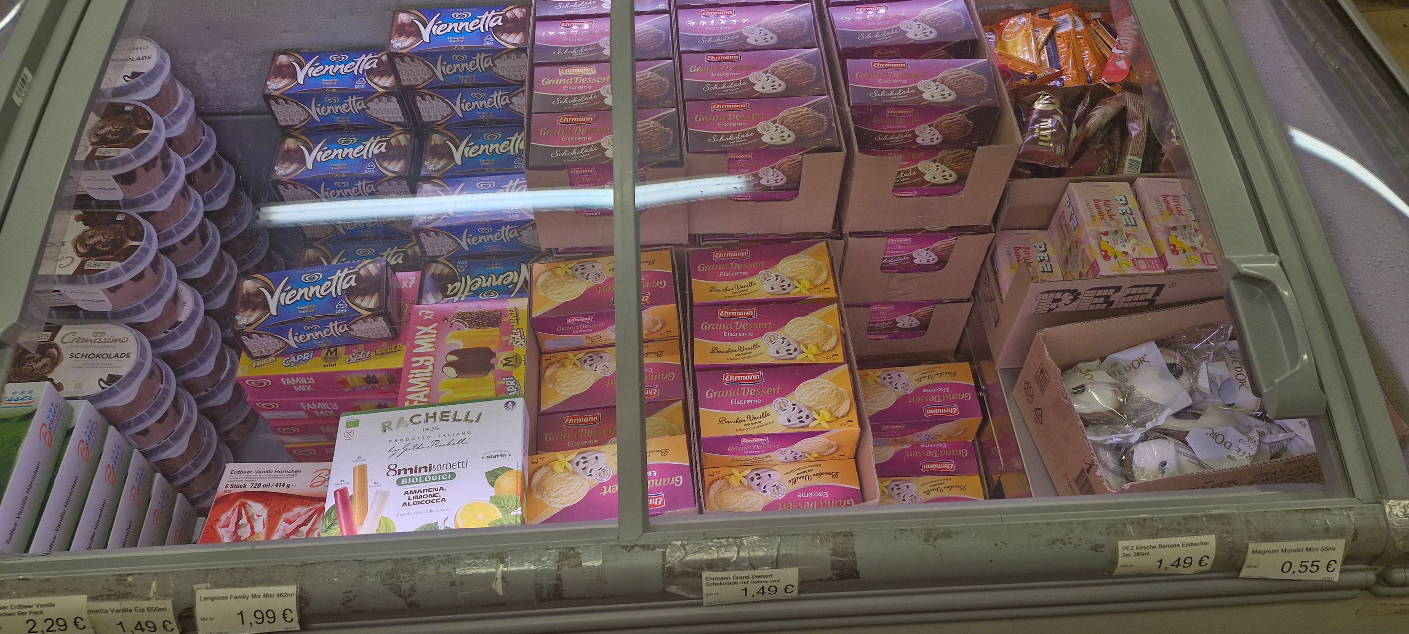 Sparen im Alltag: Lagerverkauf bei Kaas in Kaarst