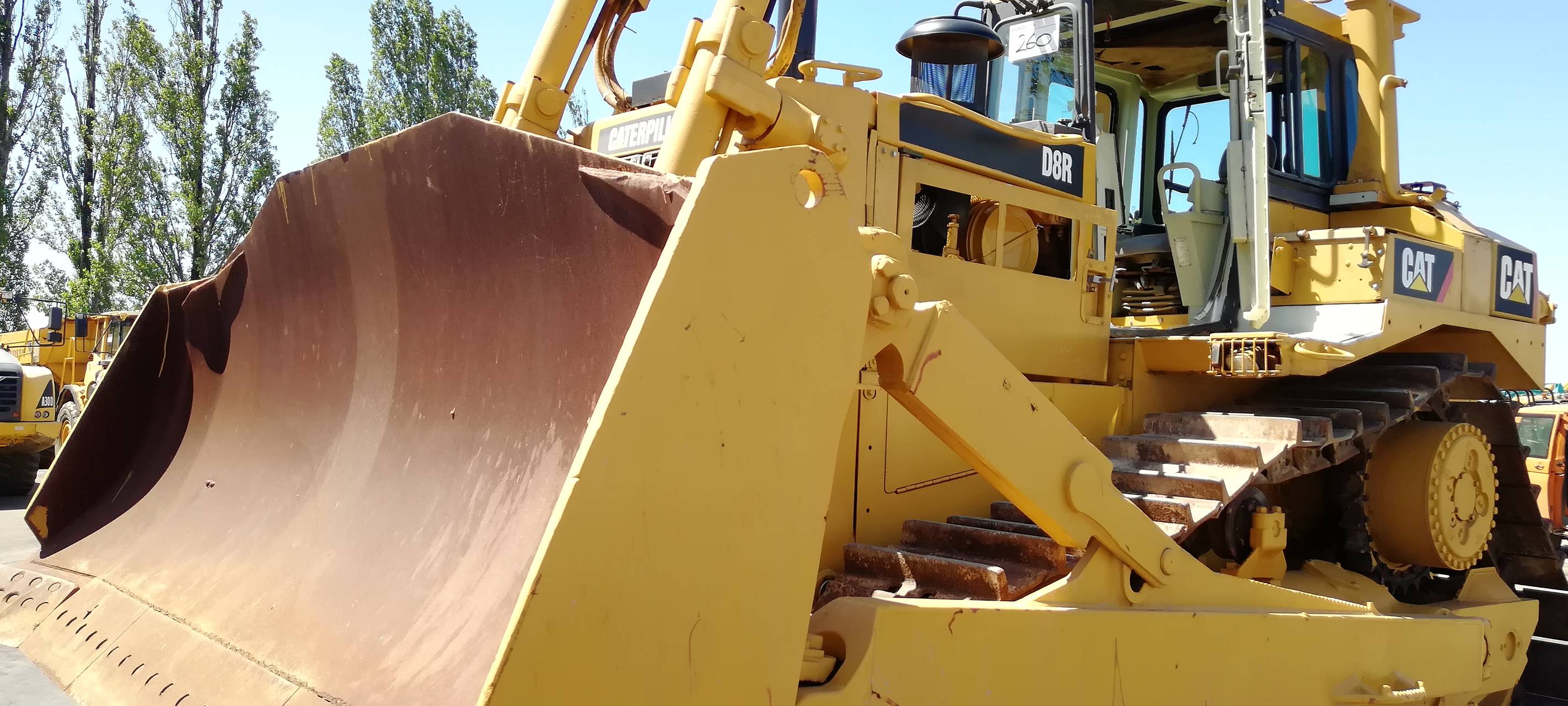 Bagger unterm Hammer