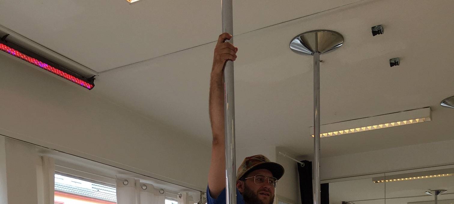 Poledance Weltmeisterin aus Neuss