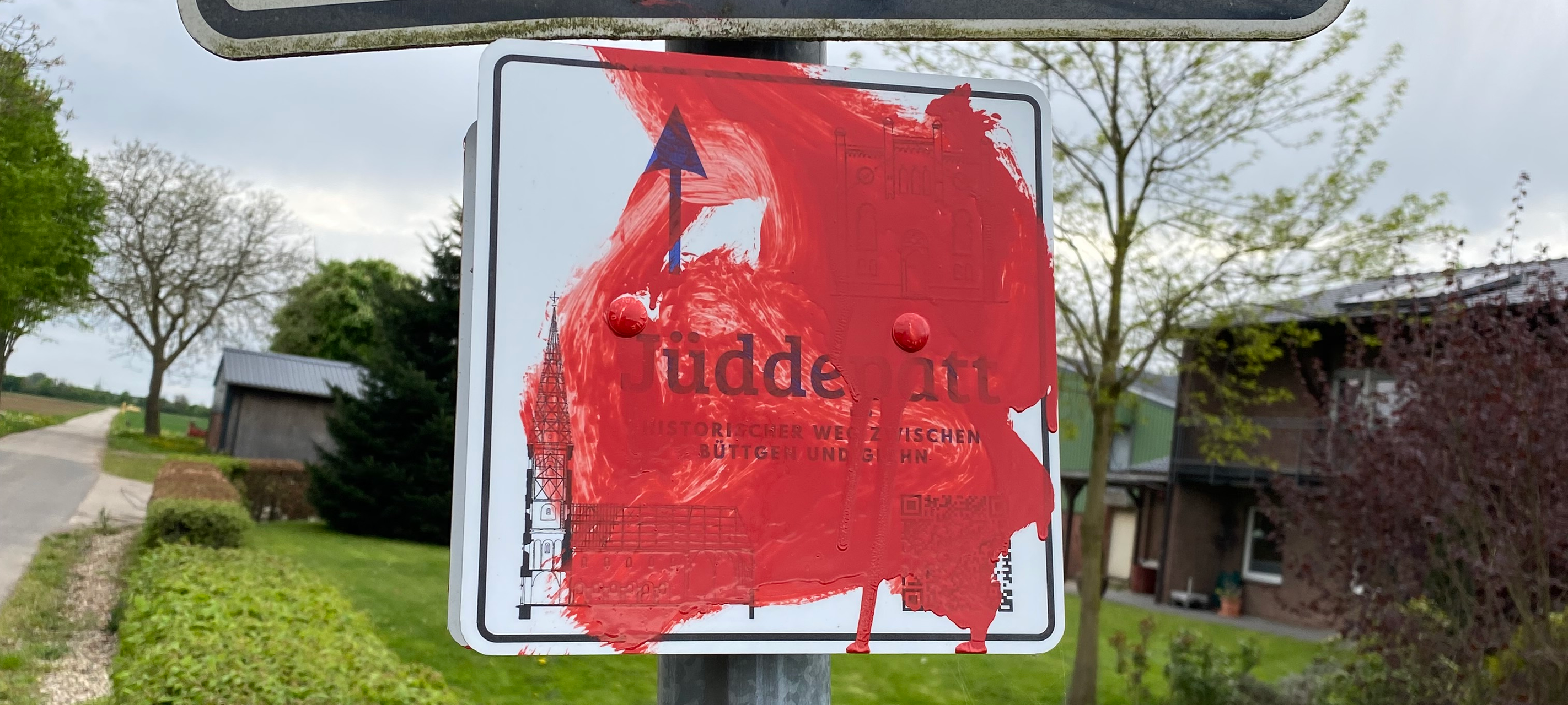 Vandalismus an Schildern des Jüddepatts in Kaarst